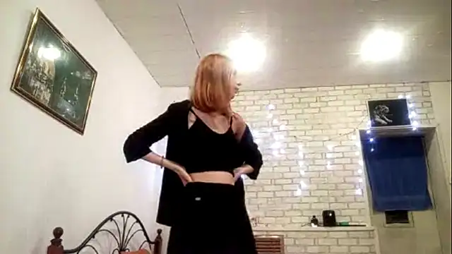 SirenFrost online show from 05.09.26