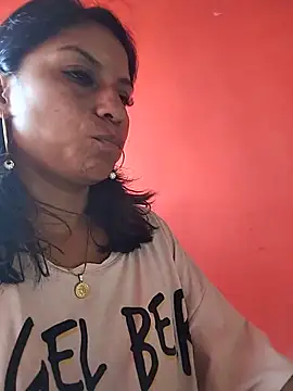 Snapshot of AngelicaStorms chatting on 05.27.26 AngelicaStorms online show from 05.27.26