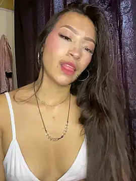 Itze Mua online show from 06.03.26