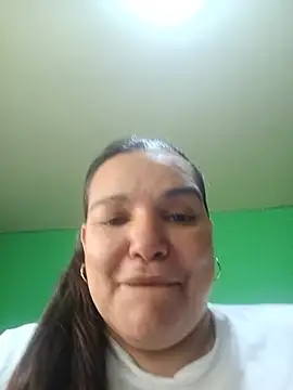 Snapshot of Zuleyka_69 chatting on 05.14.26 Zuleyka 69 online show from 05.14.26