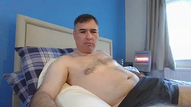 Snapshot of Pauly_Andrew chatting on 03.22.26 Pauly Andrew online show from 03.22.26