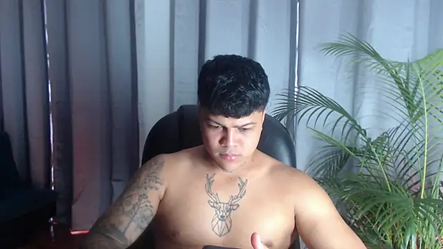 Snapshot of Pedro_x777 chatting on 06.25.26 Pedro x777 online show from 06.25.26