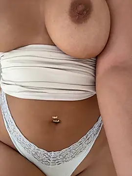 Snapshot of Isabellaoffx chatting on 07.20.26 Isabellaoffx online show from 07.20.26