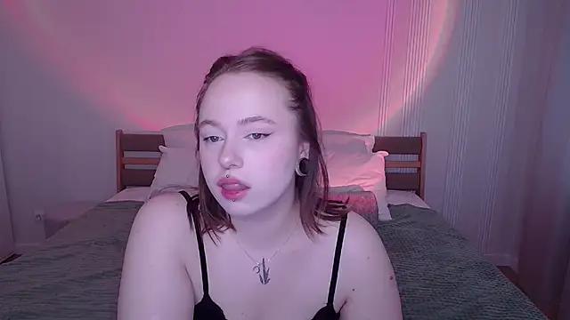 SelenaLily online show from 04.01.26