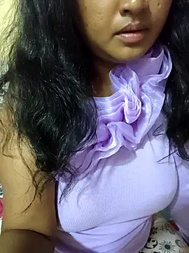 Snapshot of Tridha_2 chatting on 04.12.26 Tridha 2 online show from 04.12.26