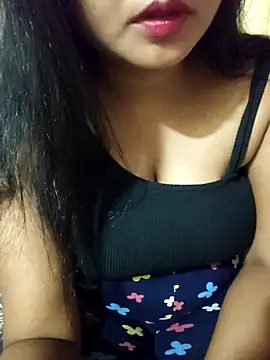 Snapshot of Tridha_2 chatting on 04.15.26 Tridha 2 online show from 04.15.26