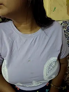 Snapshot of Tridha_2 chatting on 05.10.26 Tridha 2 online show from 05.10.26