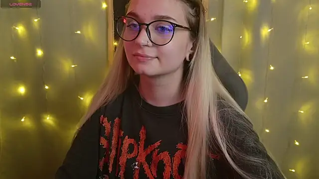 lucysussy online show from 07.21.26