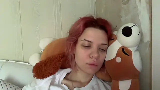 TenderChloe online show from 07.12.26