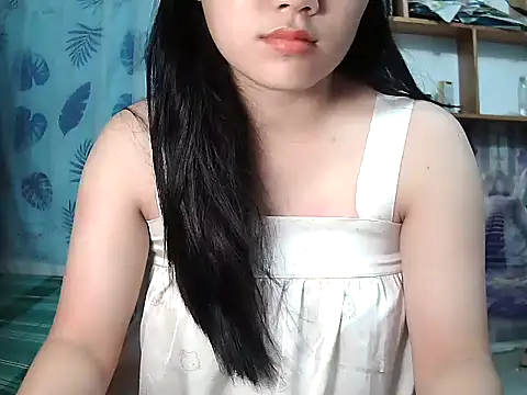 Snapshot of lusa_baby chatting on 07.27.26 lusa baby online show from 07.27.26