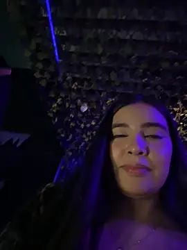 HaileyBiieber online show from 03.28.26