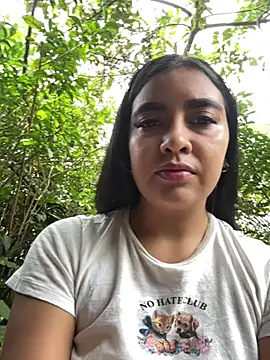 HaileyBiieber online show from 04.10.26