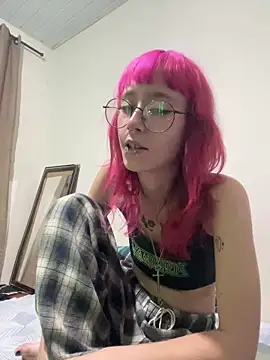 Snapshot of Moon_ chatting on 07.02.26 Moon online show from 07.02.26
