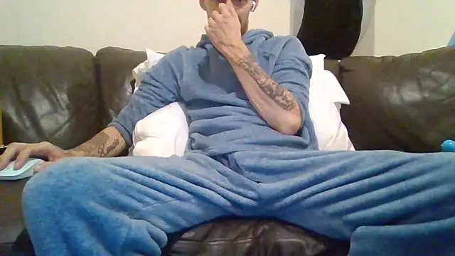 feetlovrr94 online show from 05.18.26
