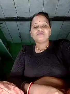 Snapshot of Shivani09900 chatting on 06.15.26 Shivani09900 online show from 06.15.26