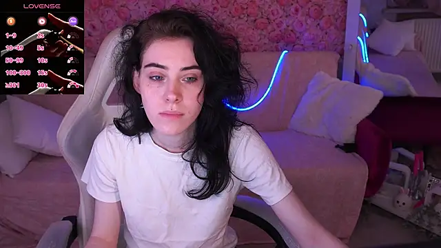 CurleyBlueEyes online show from 03.27.26