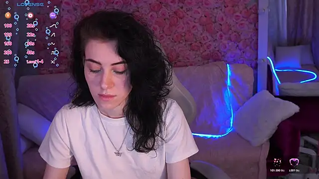 CurleyBlueEyes online show from 04.01.26