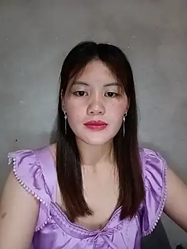 Snapshot of meg_06 chatting on 06.16.26 meg 06 online show from 06.16.26