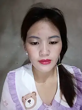 Snapshot of meg_06 chatting on 06.20.26 meg 06 online show from 06.20.26