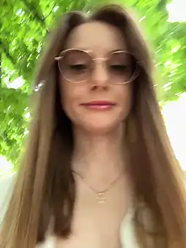 Snapshot of FReyja_44 chatting on 06.17.26 FReyja 44 online show from 06.17.26