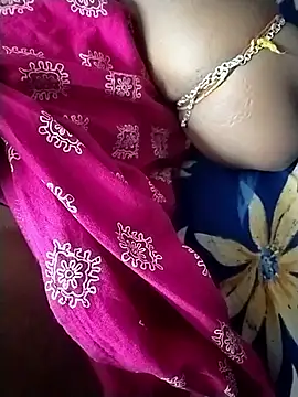 Snapshot of deshi_girl_2007 chatting on 04.12.26 deshi girl 2007 online show from 04.12.26