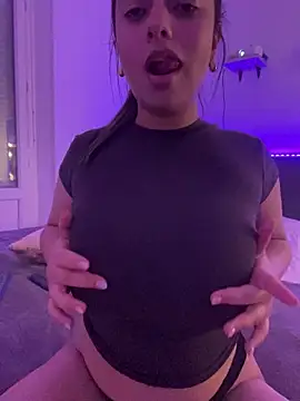 Lusty Lunaa online show from 05.14.26