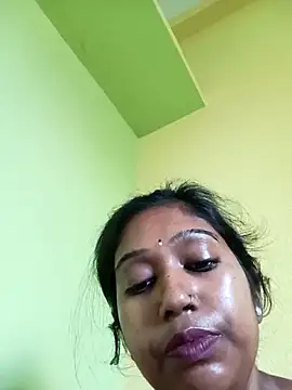 bannerjeesneha20 online show from 04.22.26