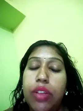 bannerjeesneha20 online show from 05.03.26