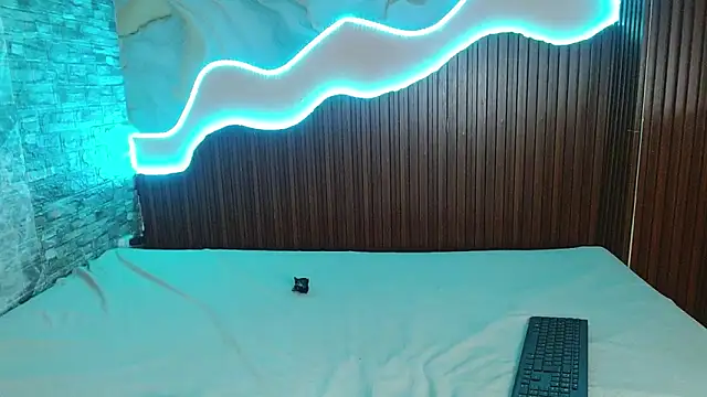 maia grace online show from 03.31.26