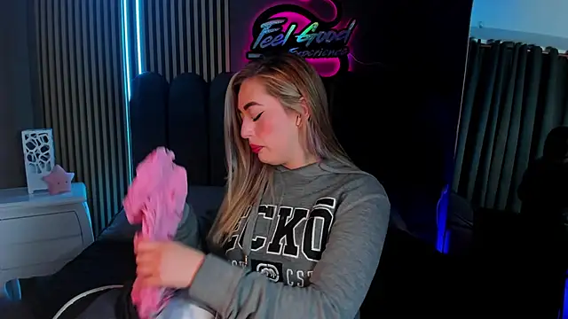  mykinkydoll  online show from 05.13.26