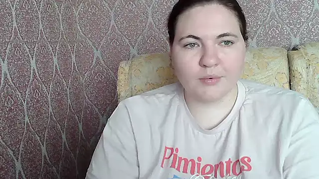 Snapshot of ElviraOreilllyX chatting on 04.02.26 ElviraOreilllyX online show from 04.02.26