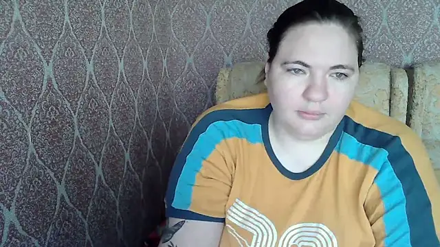 Snapshot of ElviraOreilllyX chatting on 04.12.26 ElviraOreilllyX online show from 04.12.26