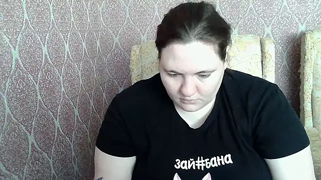 Snapshot of ElviraOreilllyX chatting on 04.14.26 ElviraOreilllyX online show from 04.14.26