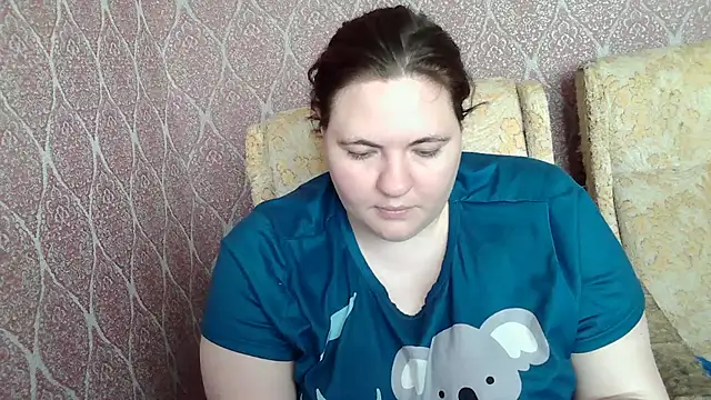 Snapshot of ElviraOreilllyX chatting on 04.15.26 ElviraOreilllyX online show from 04.15.26