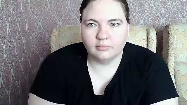 Snapshot of ElviraOreilllyX chatting on 04.24.26 ElviraOreilllyX online show from 04.24.26