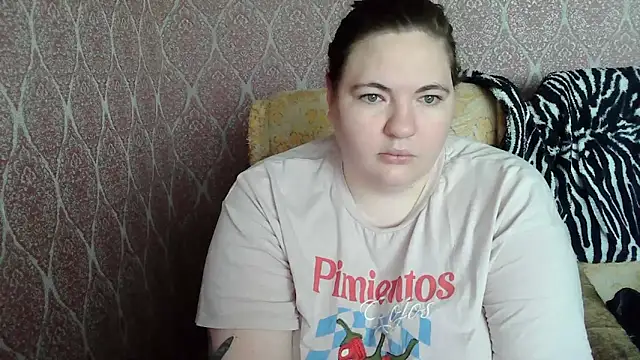 Snapshot of ElviraOreilllyX chatting on 04.29.26 ElviraOreilllyX online show from 04.29.26