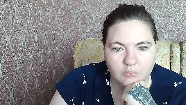 Snapshot of ElviraOreilllyX chatting on 05.07.26 ElviraOreilllyX online show from 05.07.26