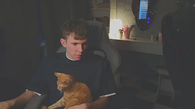 Snapshot of meowmeowland chatting on 03.25.26 meowmeowland online show from 03.25.26