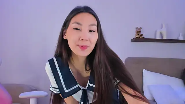 LexieLee online show from 05.04.26