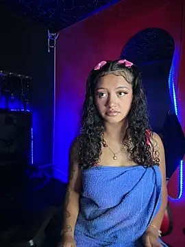 Snapshot of Vaithiare_LS chatting on 03.25.26 Vaithiare LS online show from 03.25.26