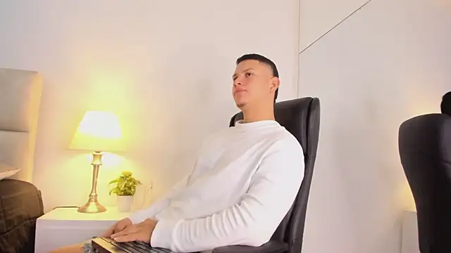 Chriss Diamond online show from 06.05.26