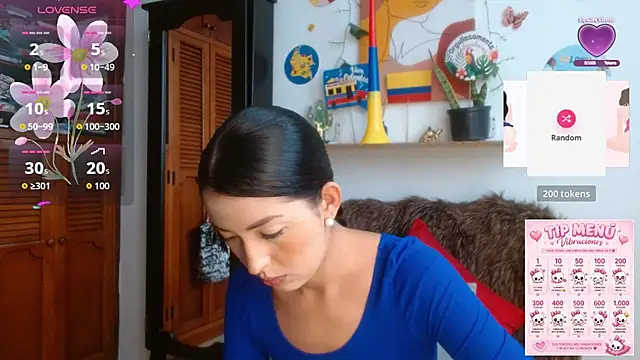 Snapshot of ivanna_dl chatting on 06.26.26 ivanna dl online show from 06.26.26
