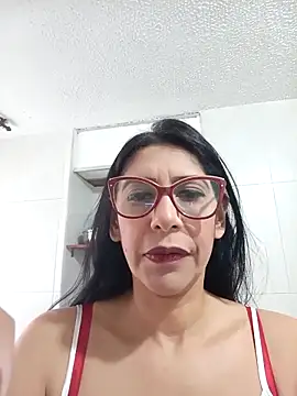 Snapshot of SamanthaRosse01_ chatting on 04.19.26 SamanthaRosse01 online show from 04.19.26