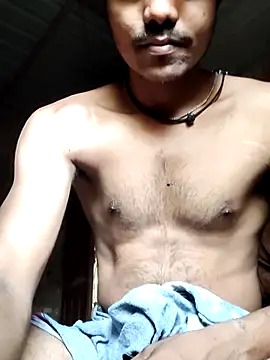 Snapshot of luck00y chatting on 05.15.26 luck00y online show from 05.15.26