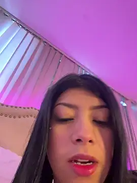 emilydolly  online show from 03.31.26