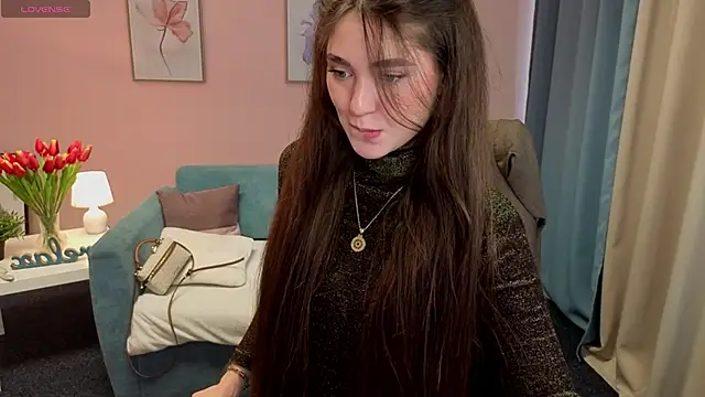 Snapshot of SunnyBloss chatting on 06.16.26 SunnyBloss online show from 06.16.26