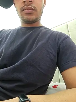 Snapshot of QueueedActivist chatting on 03.26.26 QueueedActivist online show from 03.26.26