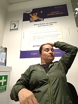 kyra sol online show from 04.30.26