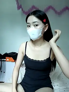 Xiangchuu online show from 05.05.26