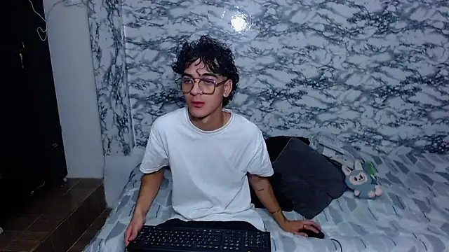 escanor ar online show from 04.04.26